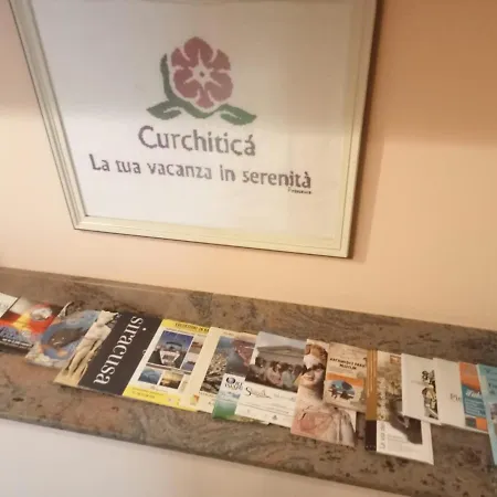 Nyaraló Curchitica